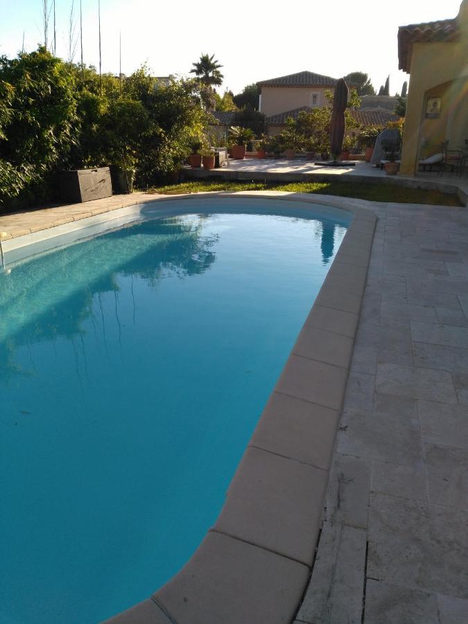 Chambres De La Terre Blanche Sanary-sur-Mer Bagian luar foto