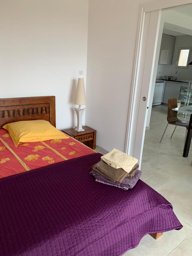 Chambres De La Terre Blanche Sanary-sur-Mer Bagian luar foto