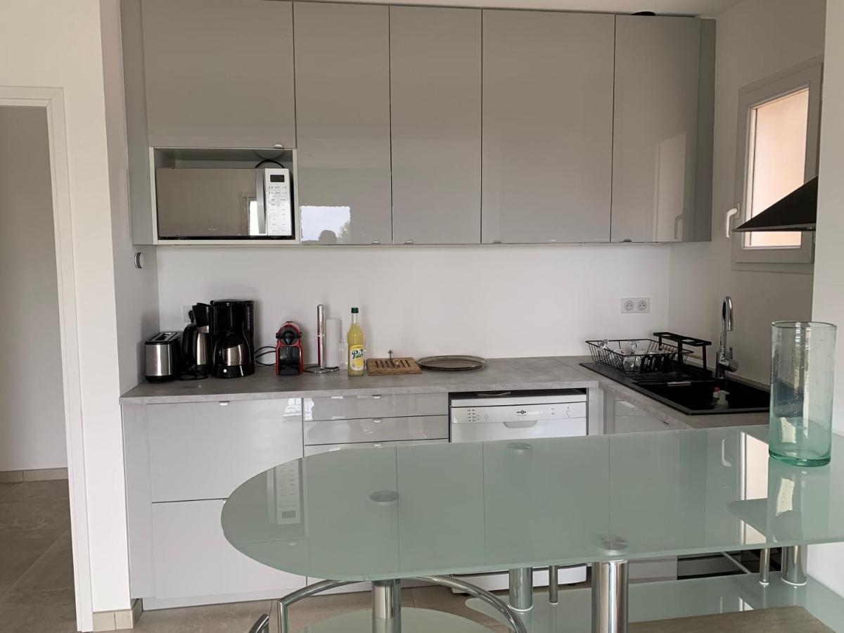 Chambres De La Terre Blanche Sanary-sur-Mer Bagian luar foto